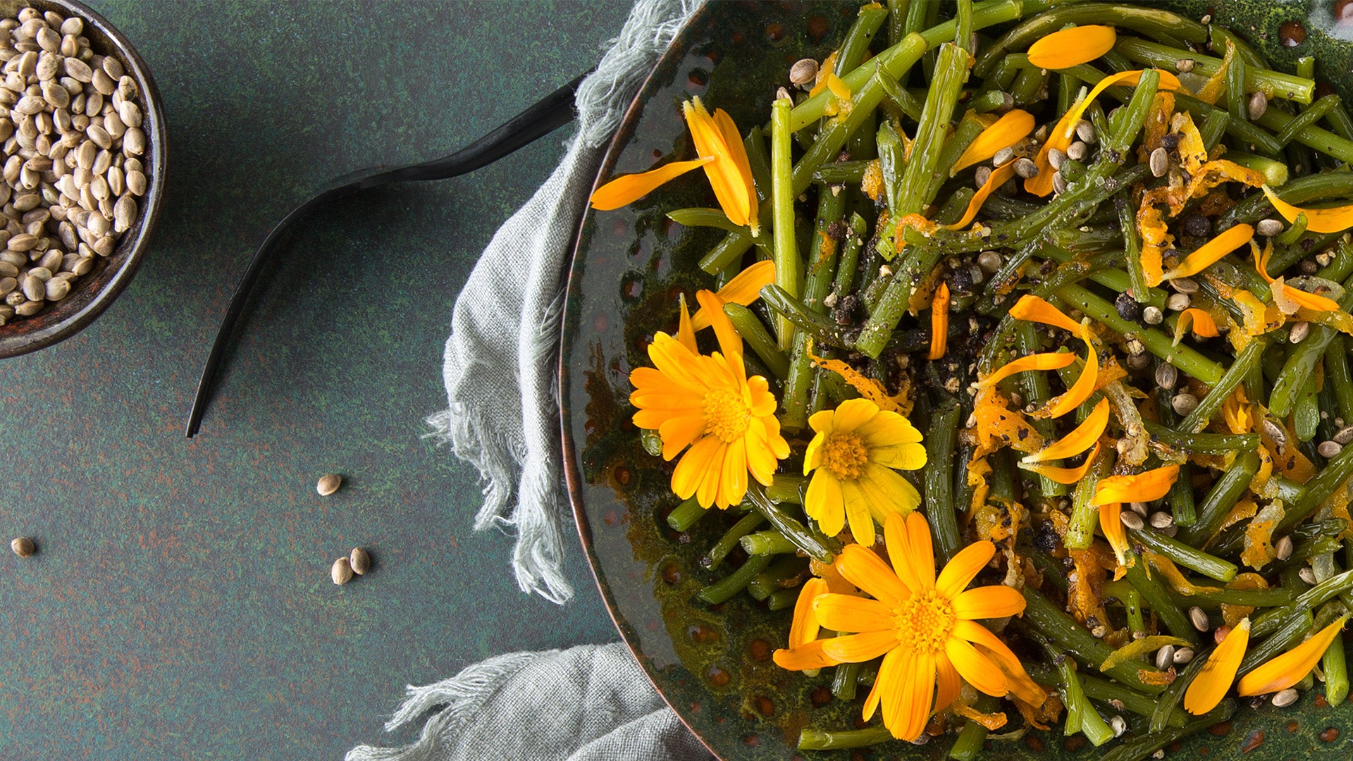 CALENDULA FLOWER SALAD