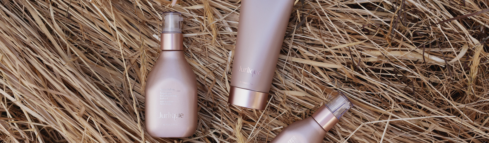 A GUIDE TO NATURAL VS. SYNTHETIC INGREDIENTS IN ANTI-AGEING SKIN CARE