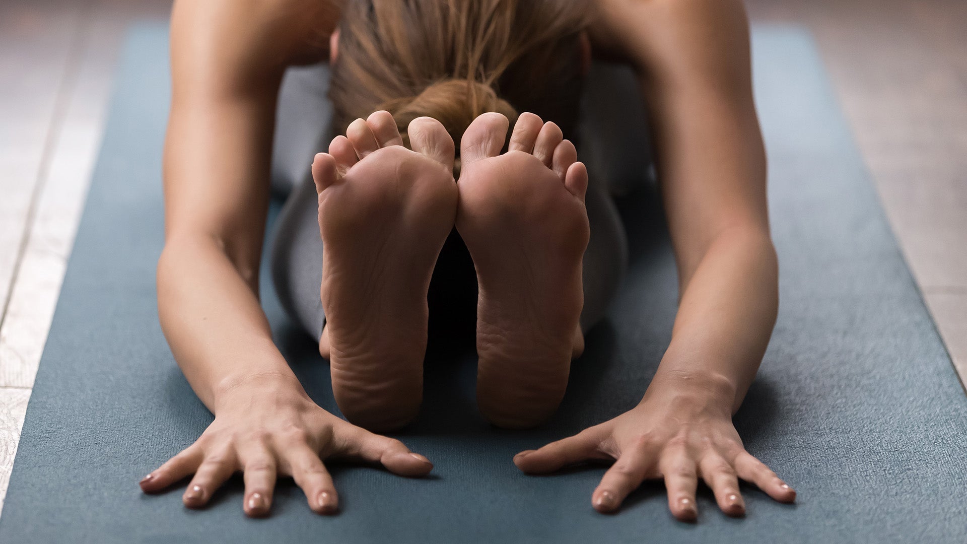 SKIN FIT: FINDING YOUR GLOW WITH LEAH SIMMONS