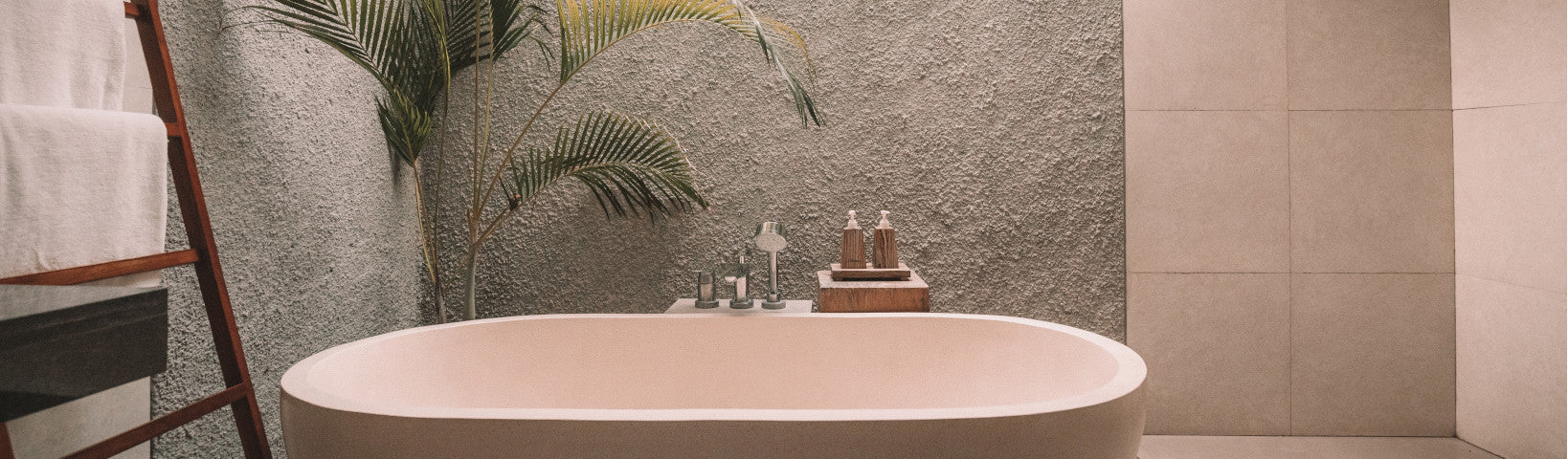 HOW TO HAVE A RELAXING SPA DAY AT HOME