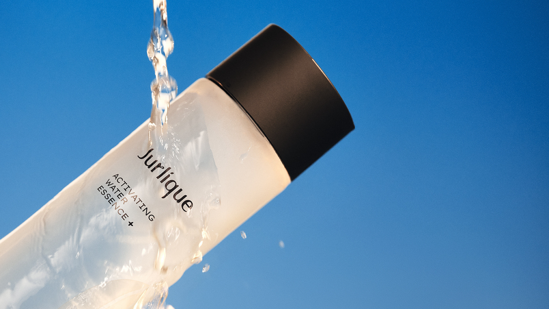 Why Is My Skin So Dry? Causes, Signs & A Daily Routine for Hydrated Skin