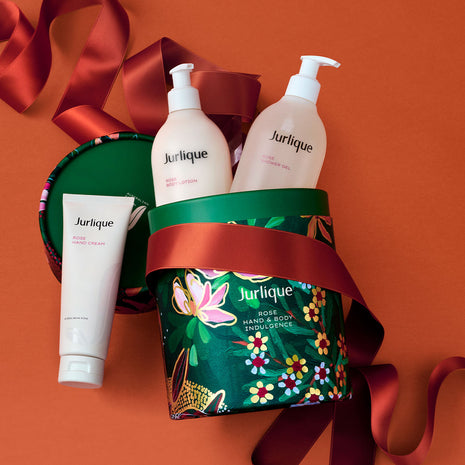 Xmas25_PDP_ROSE HAND  BODY INDULGENCE_2